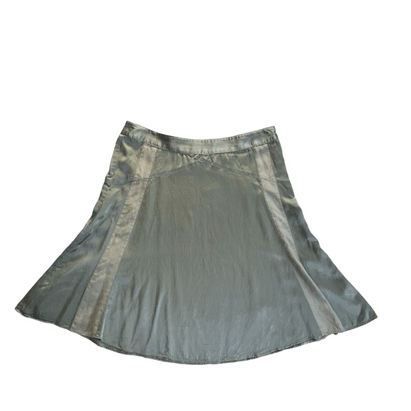 CLUB MONACO mint sage green midi skirt. Soft satin flirty feminine Size 6 - Picture 2 of 13